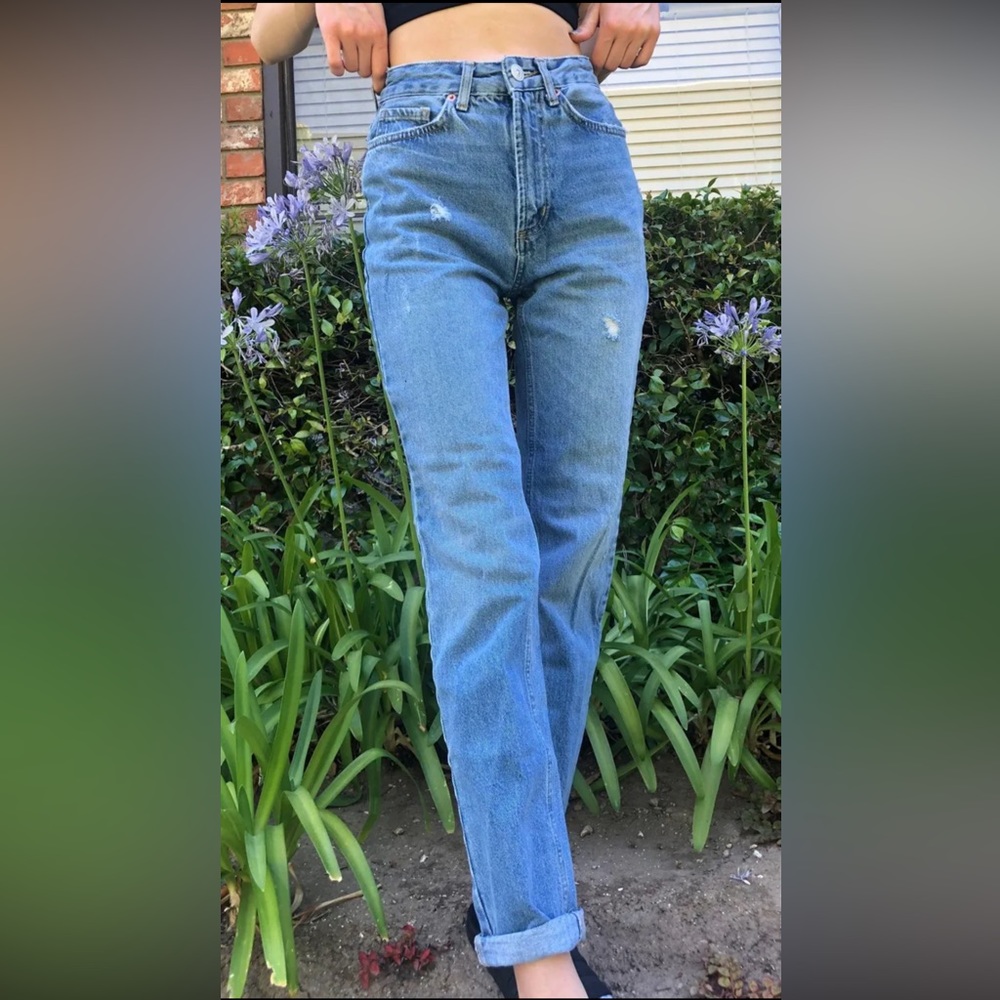 Urban Outfitters BDG Mom High Rise Blue Denim Jeans
